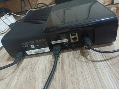Jtag Xbox 360e included 4 games