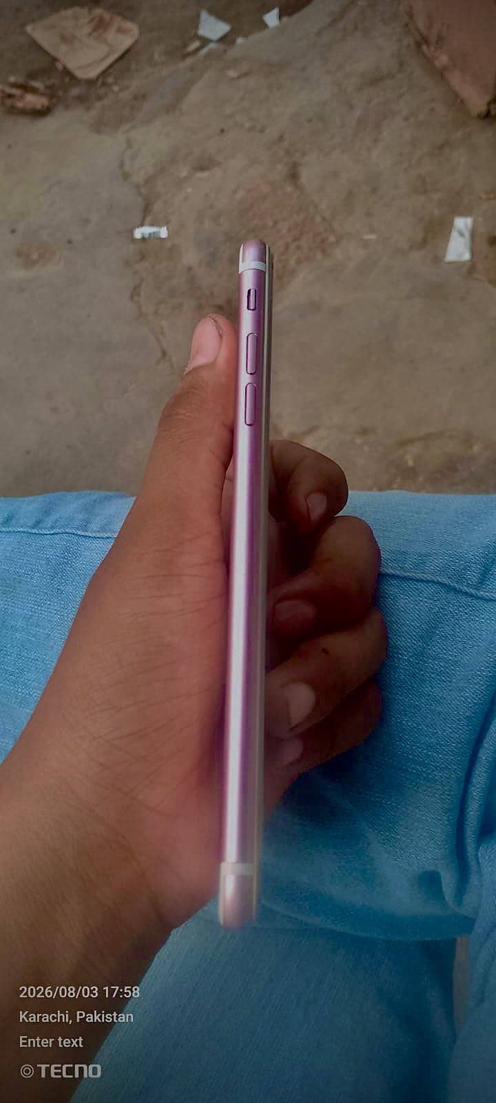 Apple iPhone 7 Plus 0
