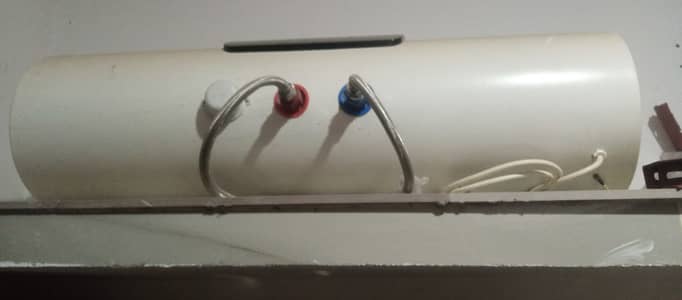 Electric Instant Geyser