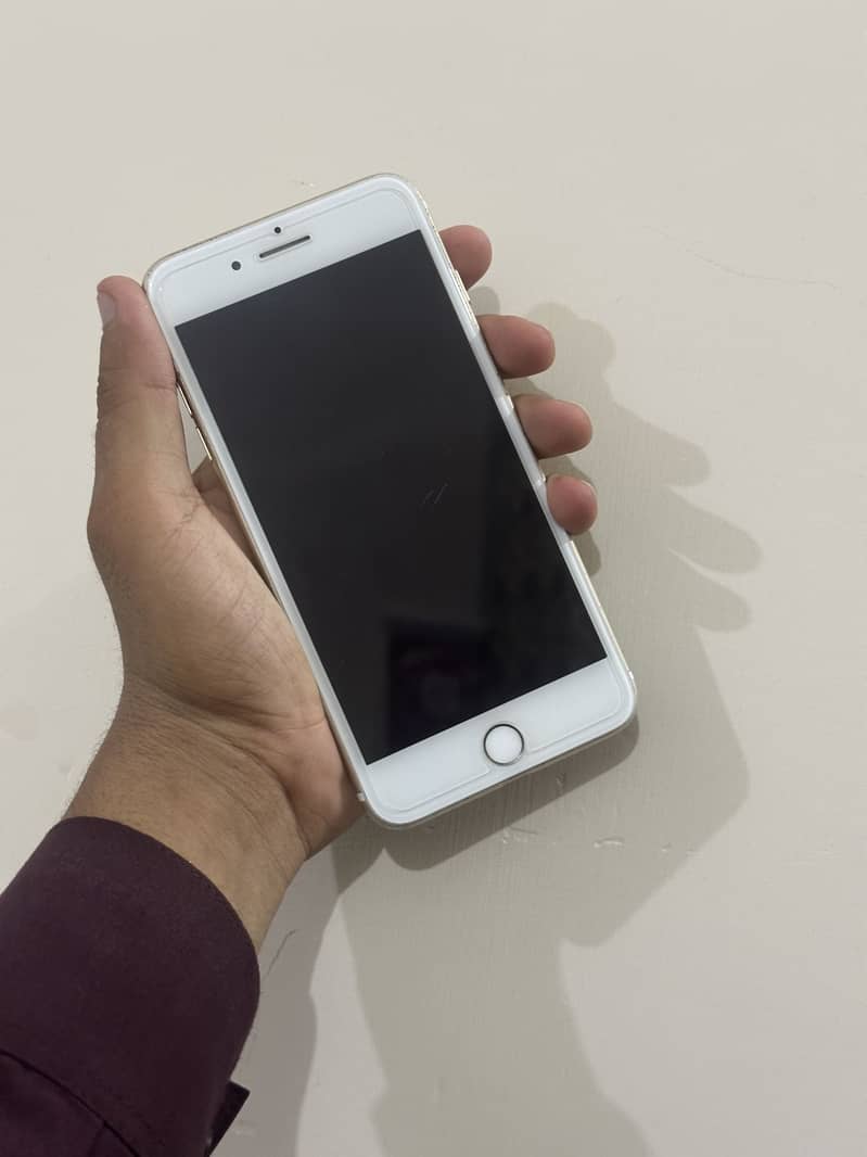 Apple iPhone 7 Plus 3