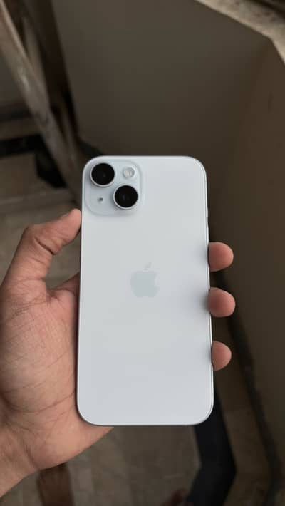 Apple iPhone 15
