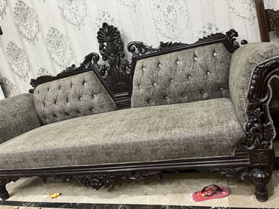 Chinioti sofa
