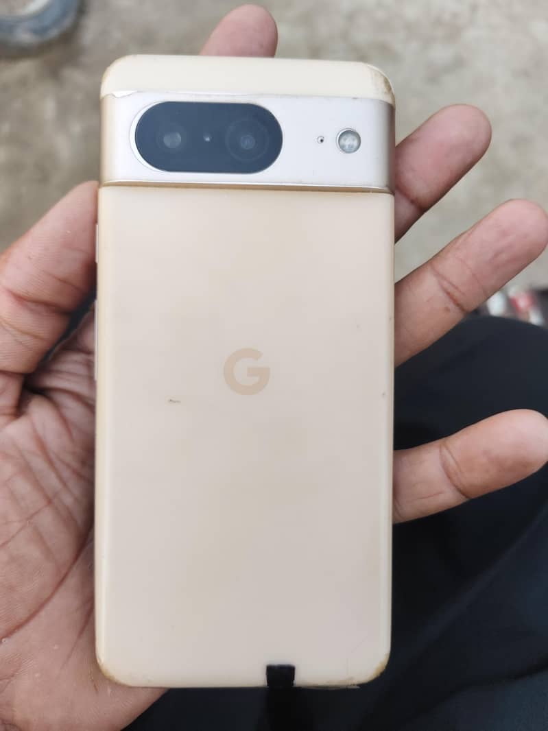 Google Pixel 8 1