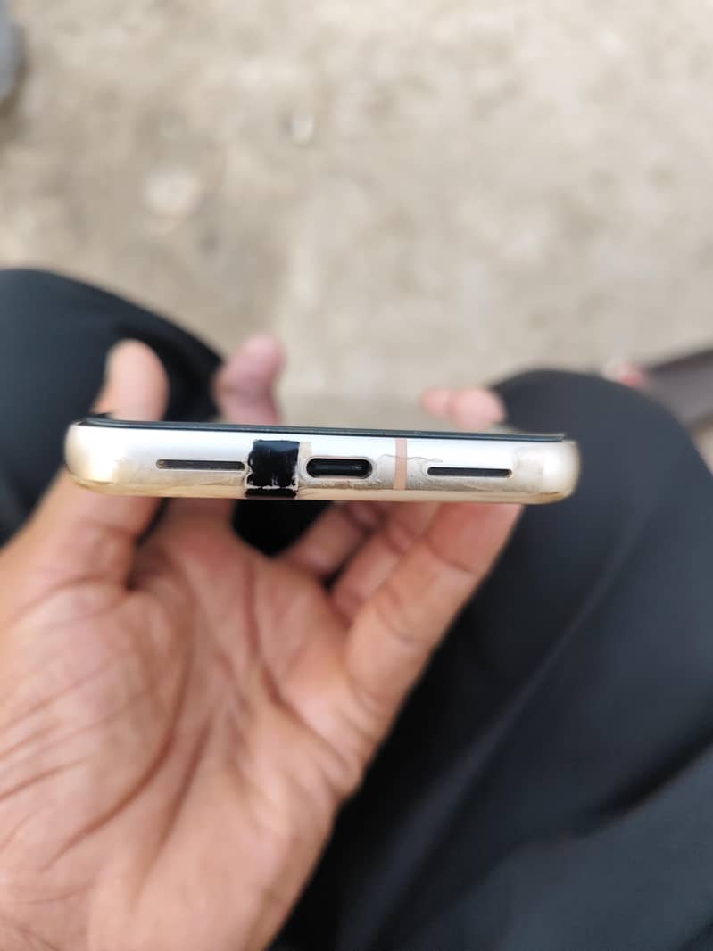 Google Pixel 8 3