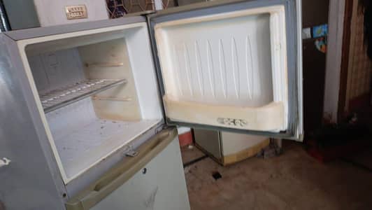 Medium size orient refrigerator