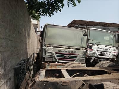 DAEWOO NOVUS Truck 2014 Model - Kaaghaz ke Sath