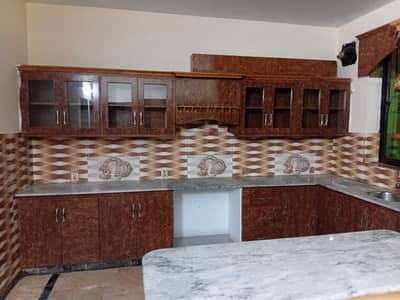 Ghouri town pH 3 first floor water electrity Available