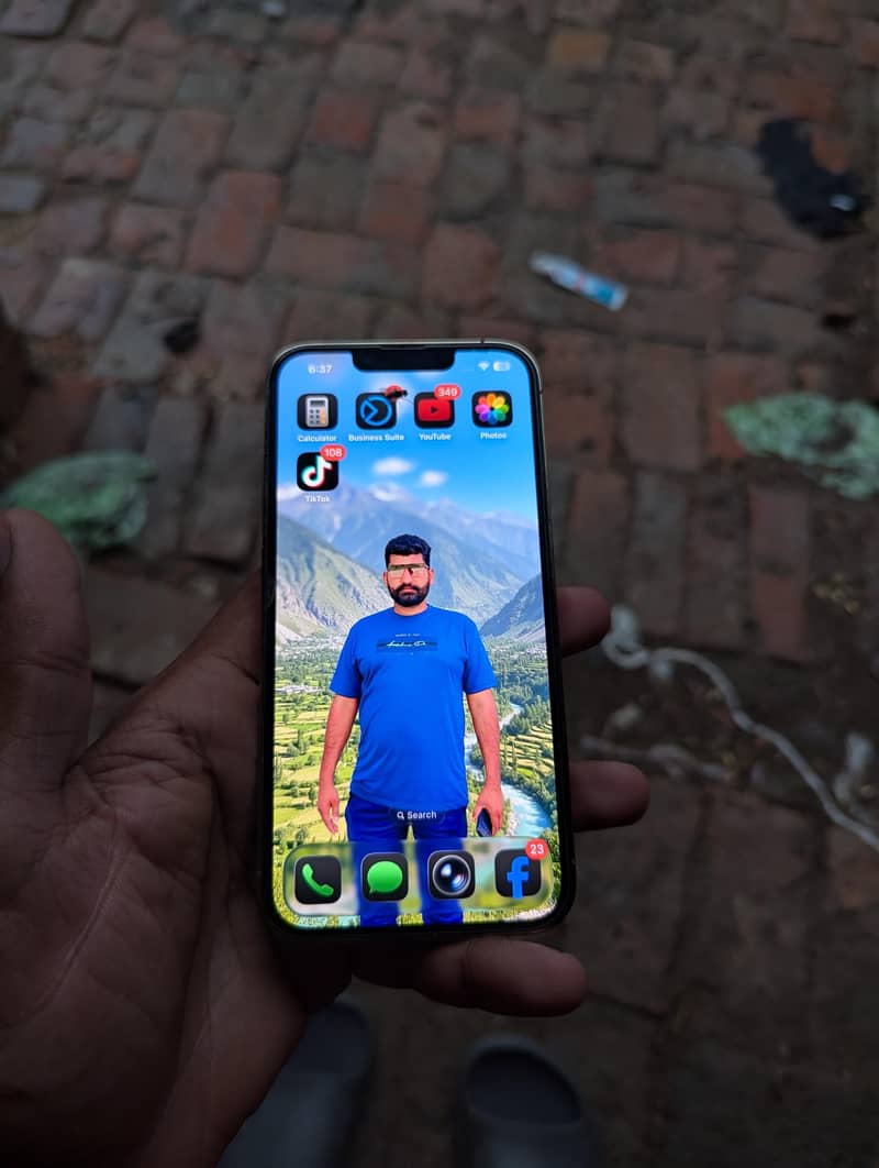 Apple iPhone 13 Pro 1