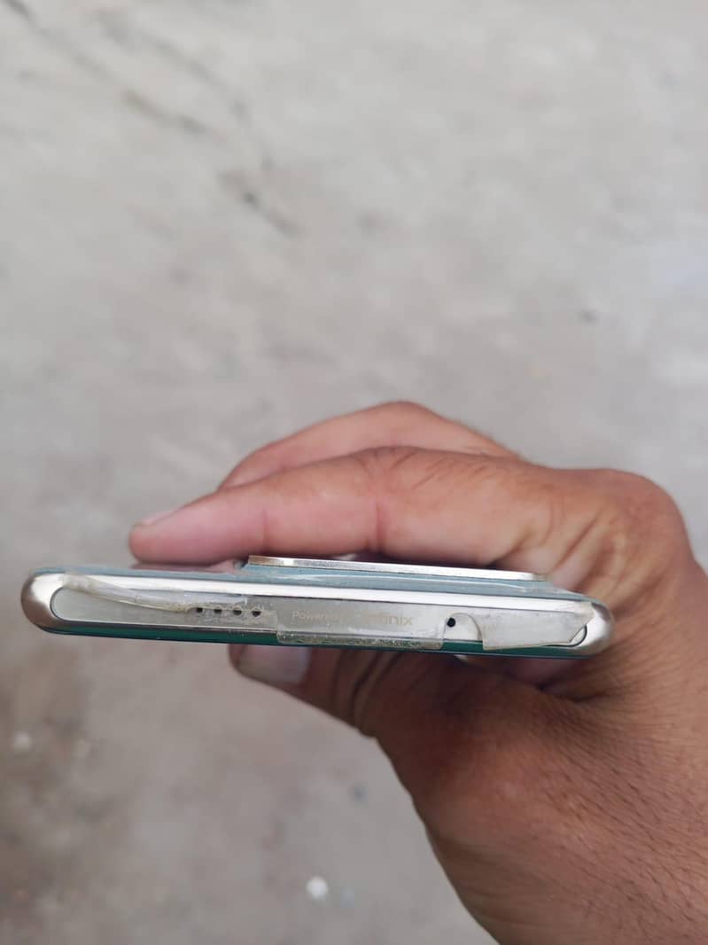 Infinix Zero 30 3