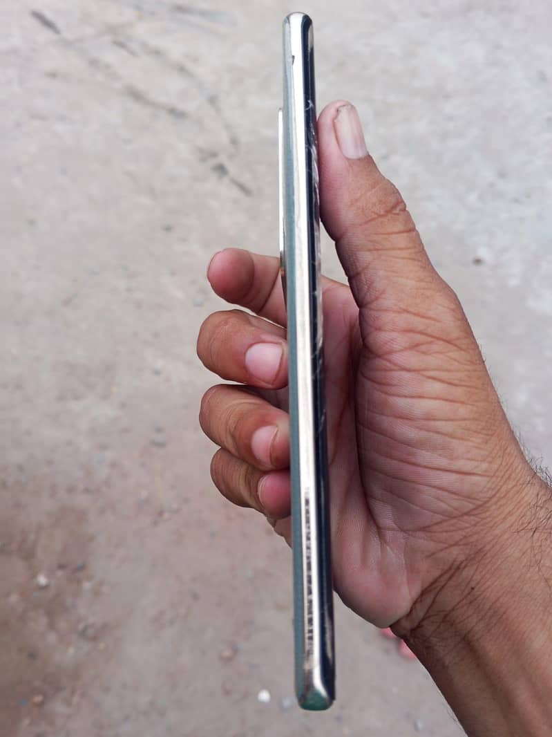 Infinix Zero 30 6