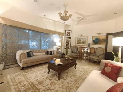 ONE KANAL BEAUTIFULL HOUSE AVAILABLE FOR RENT IN DHA PHASE 2