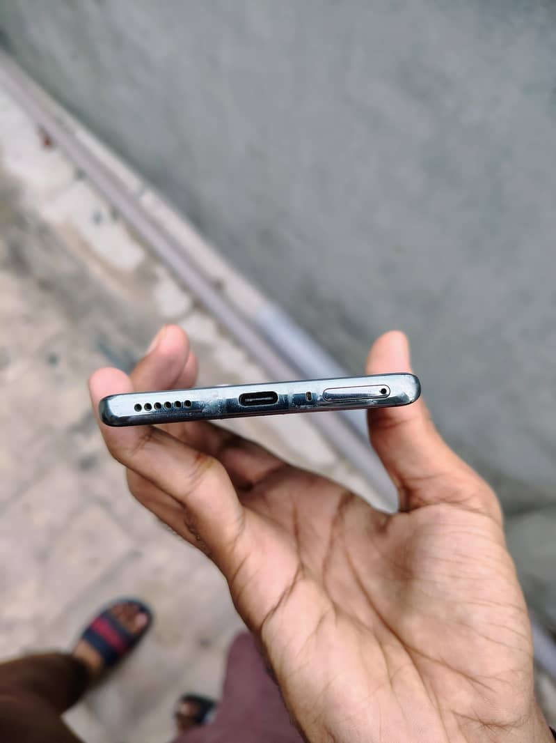 Tecno CAMON 40 Pro 1