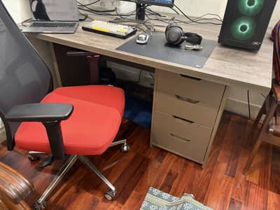 Office Table 5ftx3ft