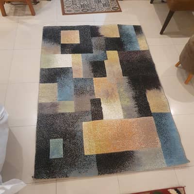 Abstract design rug
