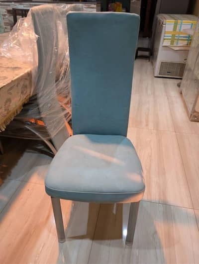 Almost New Dining Table