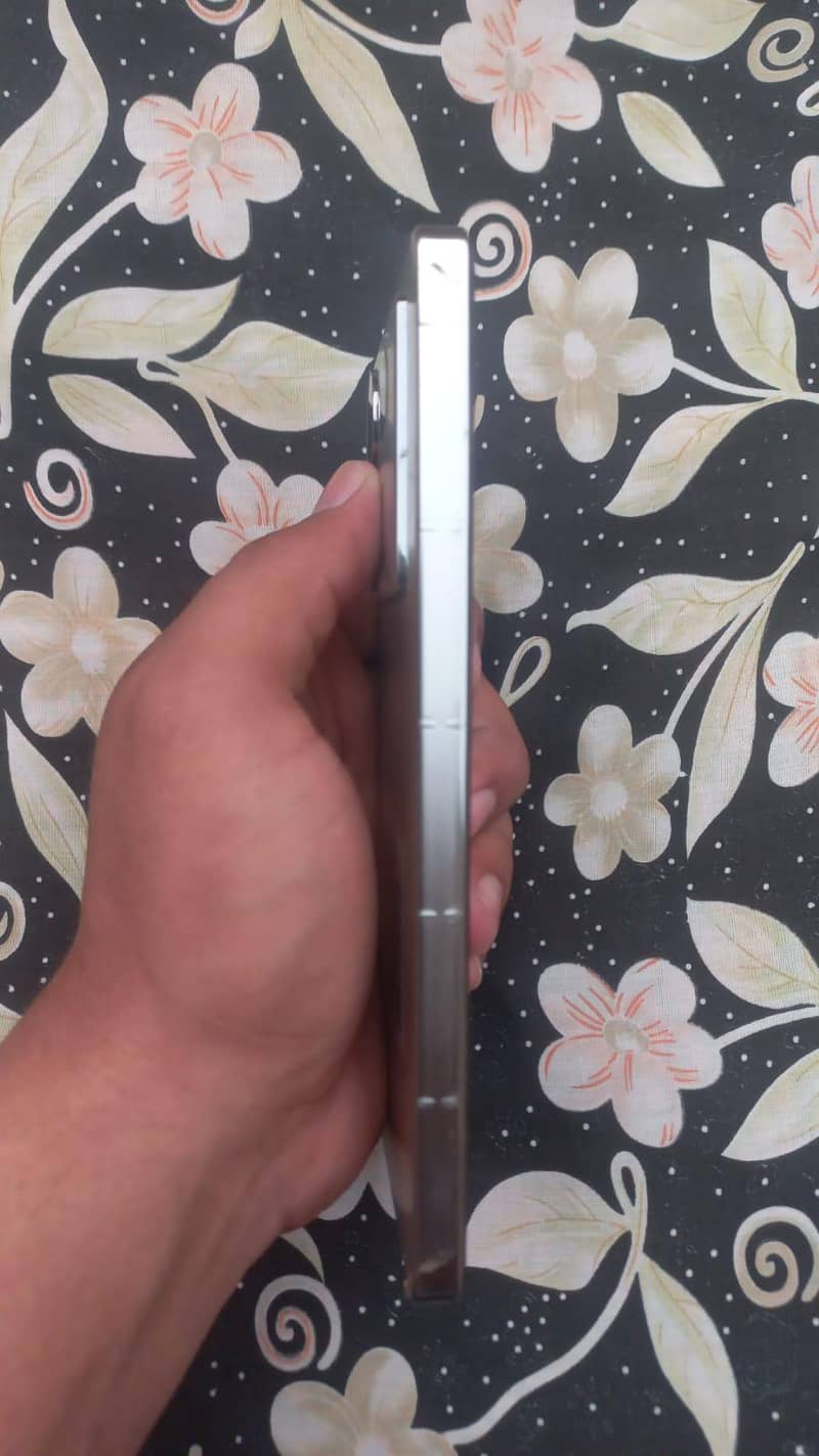 Infinix Note 40 2