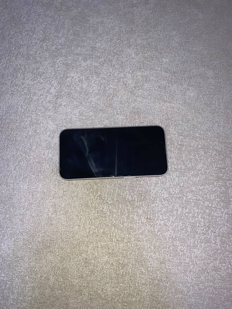 Apple iPhone 13 3