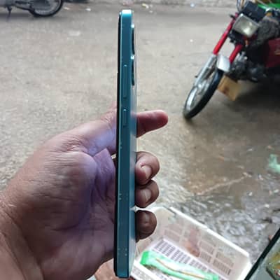 Vivo Y02s with full box