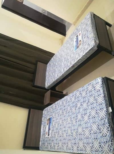 Girls Hostel near crescent College Muslim Town Lahore