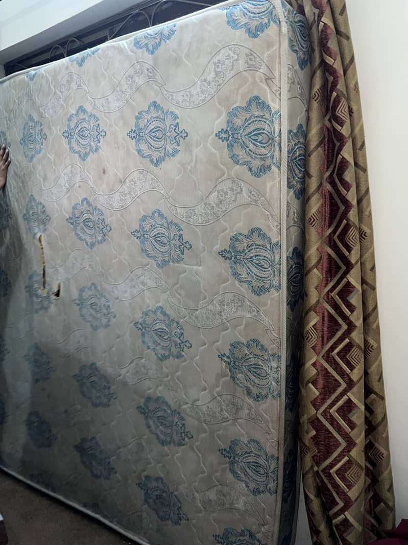 Mattress 0