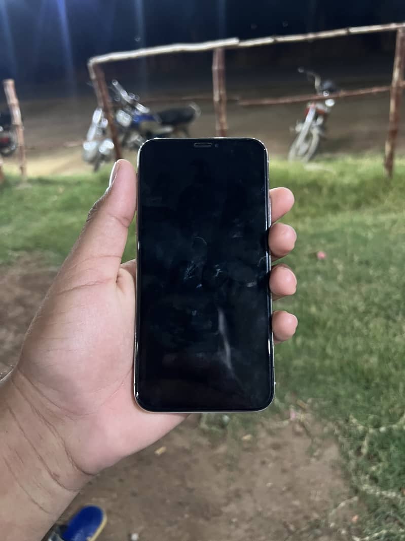 Apple iPhone X 1