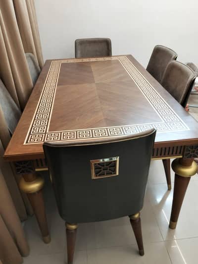 dinning table