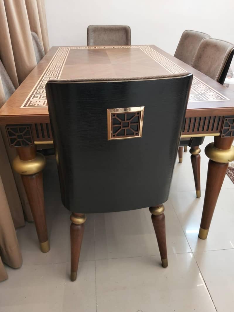 dinning table 1