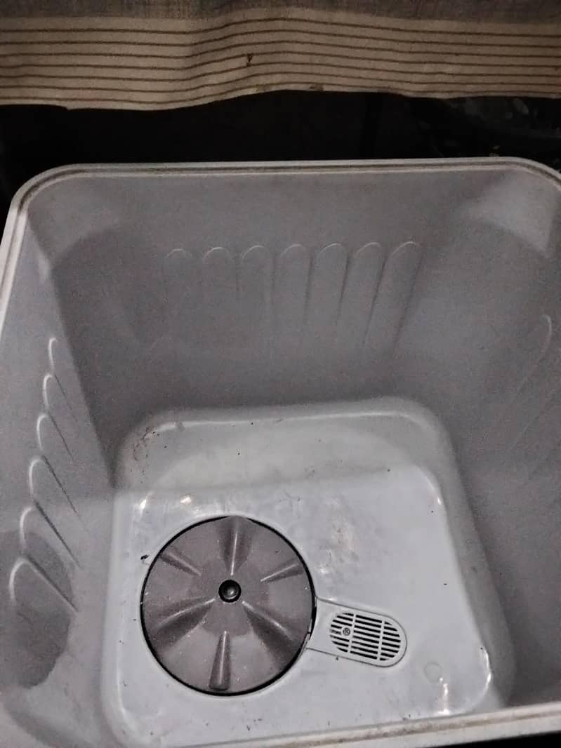 small washing machine 0
