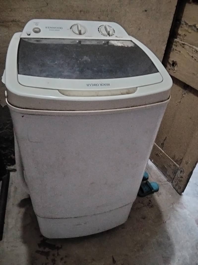 small washing machine 10