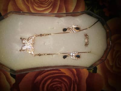 Chain and tops ring