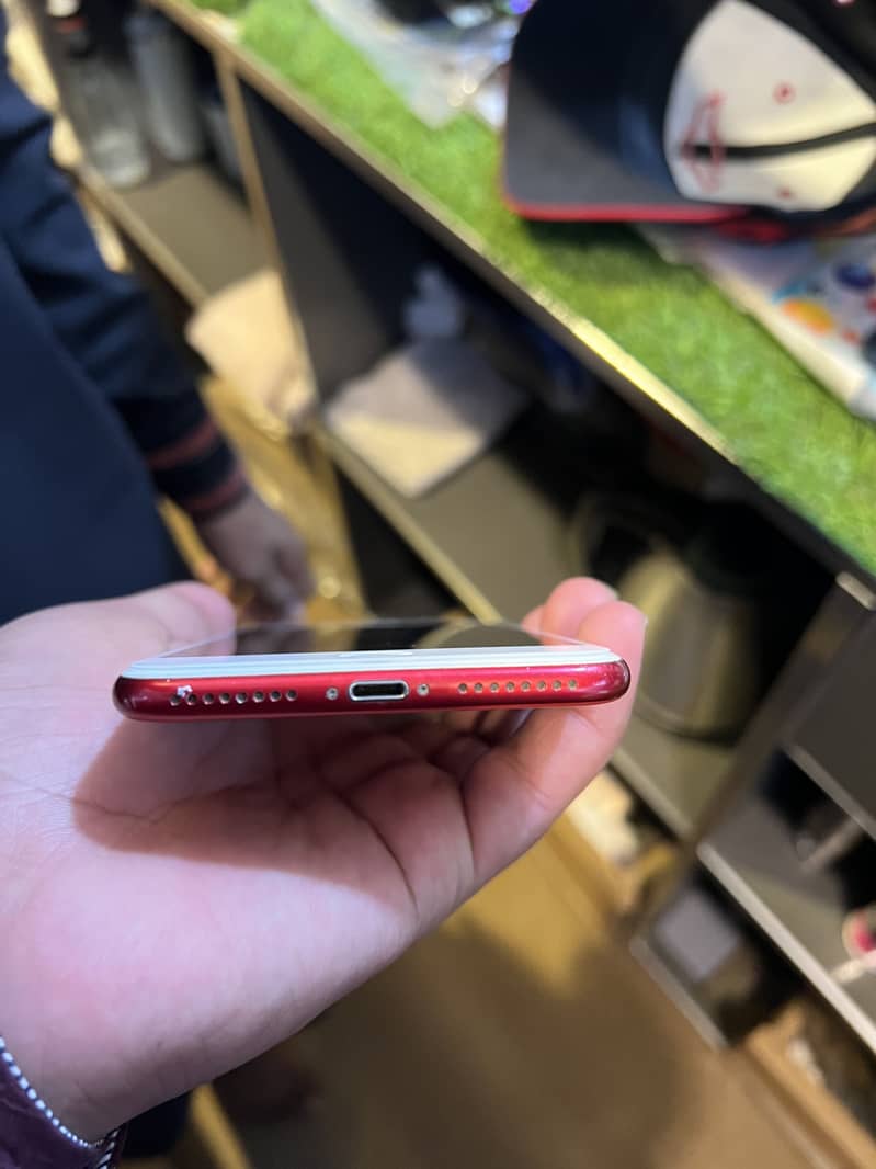 Apple iPhone 7 Plus 2