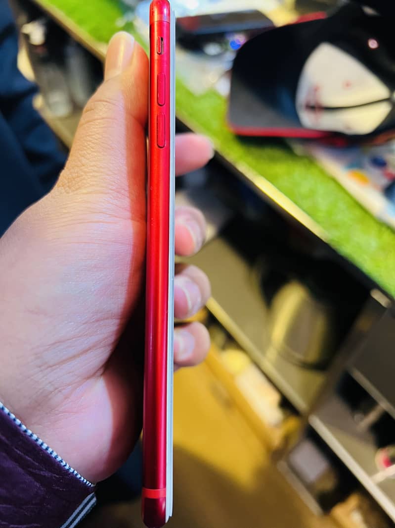 Apple iPhone 7 Plus 3