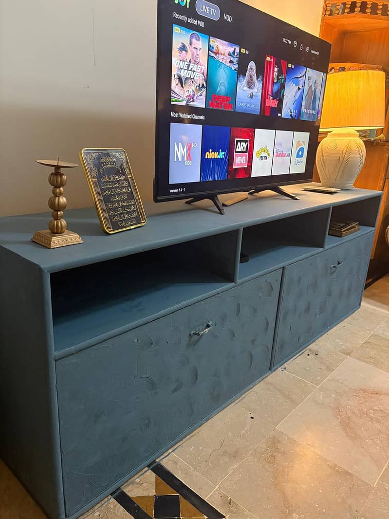 TV trolley 1
