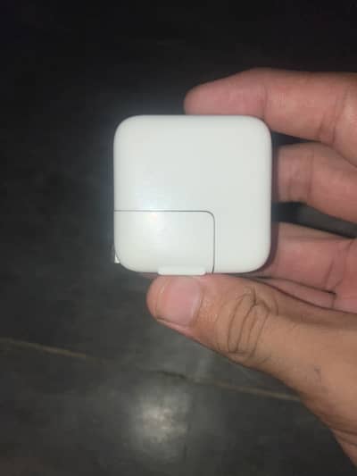 Apple 12w adapter