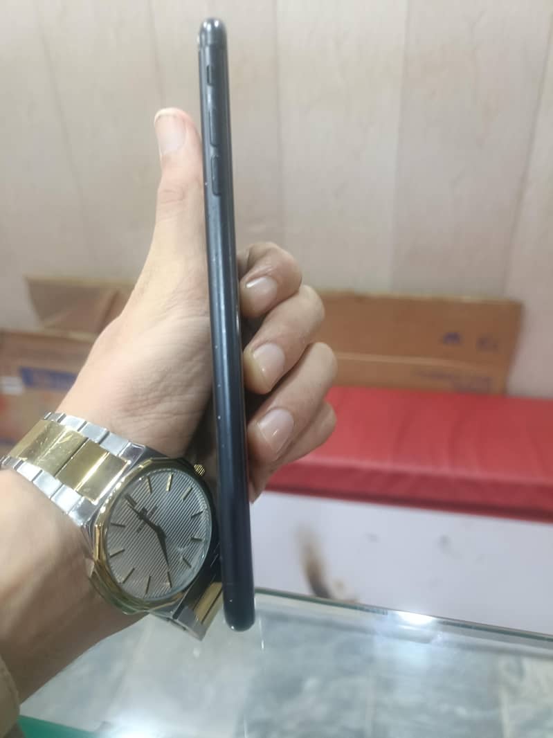 Apple iphone 7 plus 2