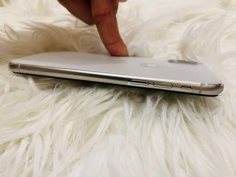 Apple iPhone X 7