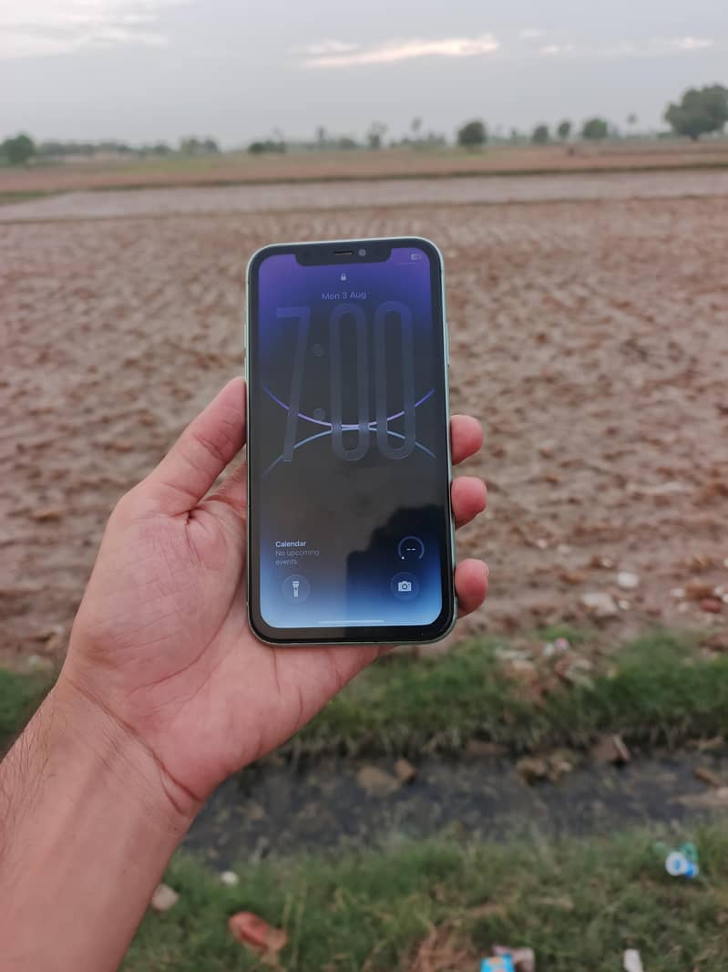 Apple iPhone 11 6