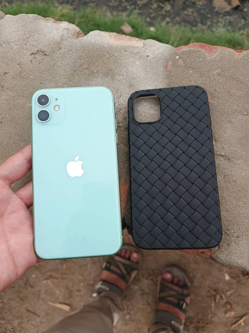 Apple iPhone 11 11