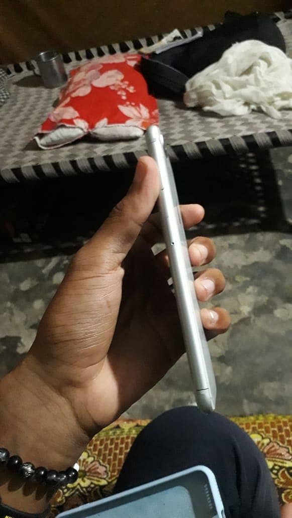 Apple iPhone 8 Plus 4