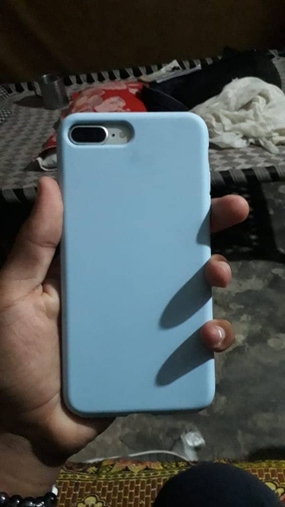 Apple iPhone 8 Plus 0