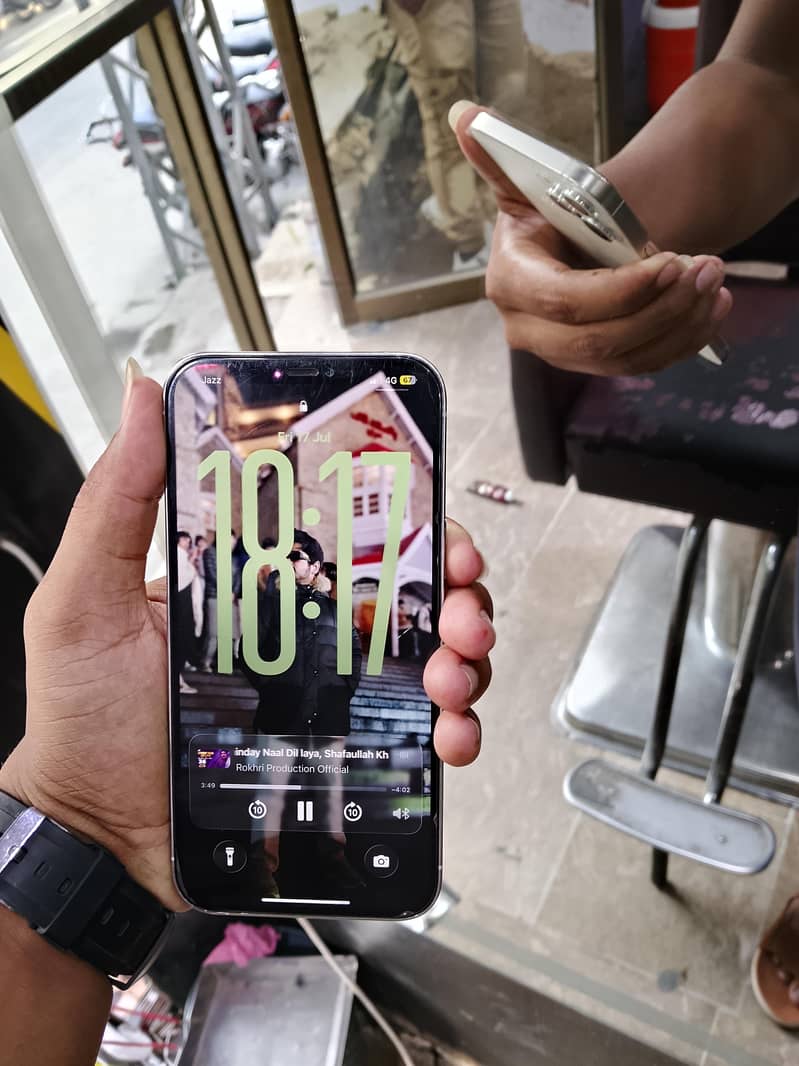 Apple iPhone 12 Pro Max 1