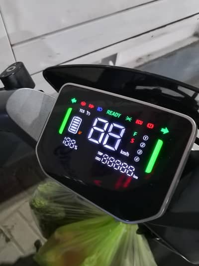 1500wt full option 10by ten cond . nano carbon batry  80km drive .