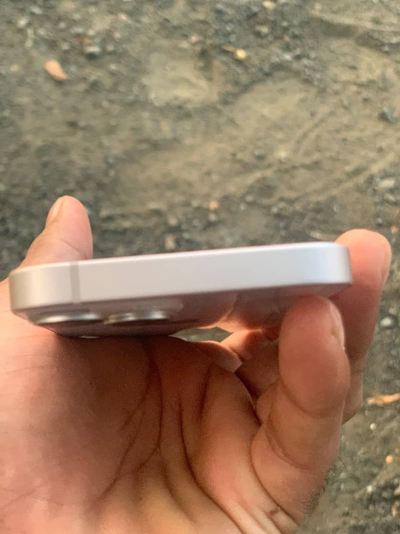 Apple iPhone 13 mini 2