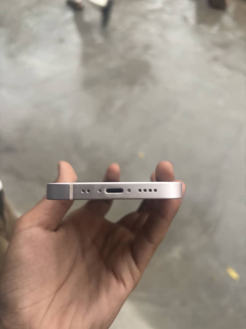 Apple iPhone 13 mini 5