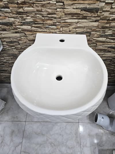 Basin Padestal Diamond (Ivory)