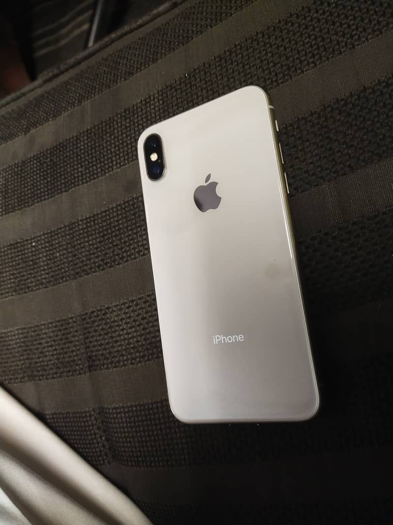 iPhone X 1