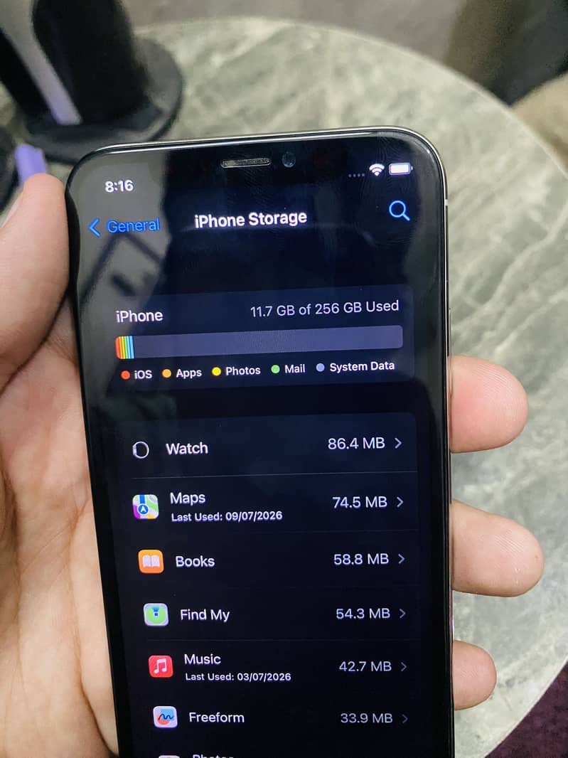 Apple iPhone X 5