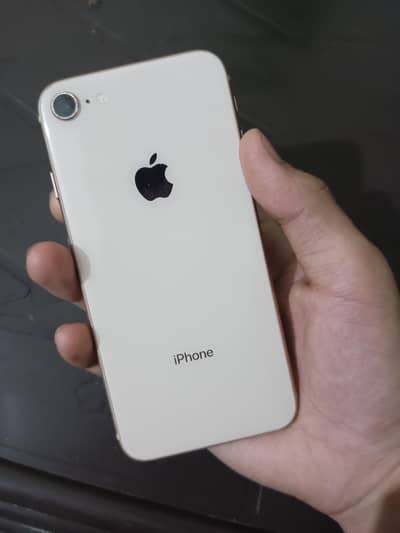 Apple iPhone 8