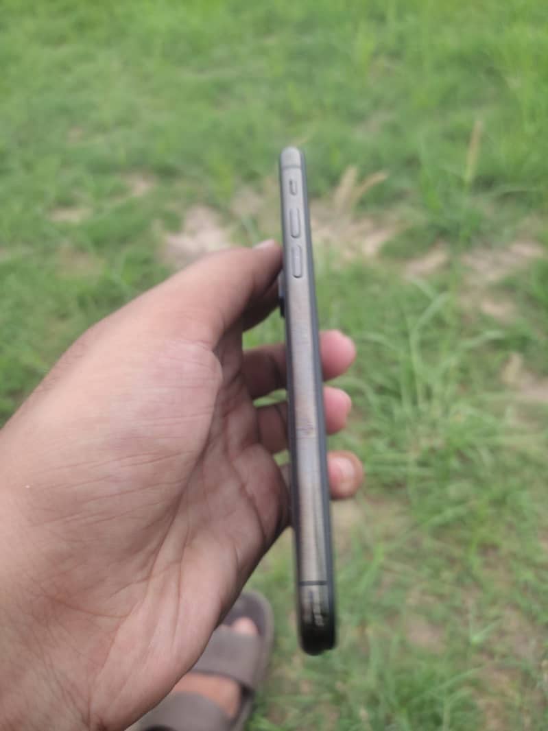 Apple iPhone X 0