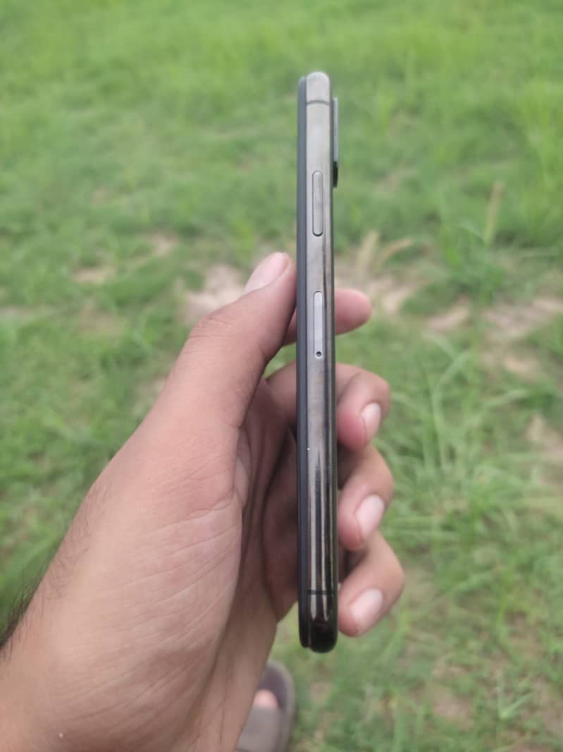 Apple iPhone X 1